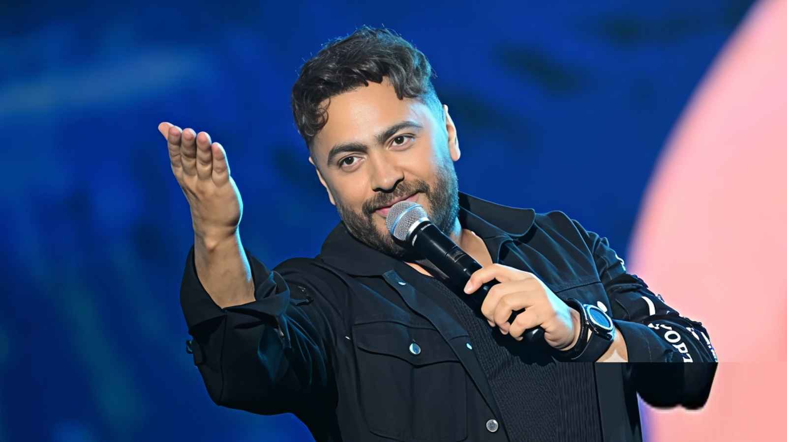 "كل الشكر لوزاراتنا العظيمة".. تامر حسني يعلق على أزمة السينمات بسبب ترشيد الكهرباء